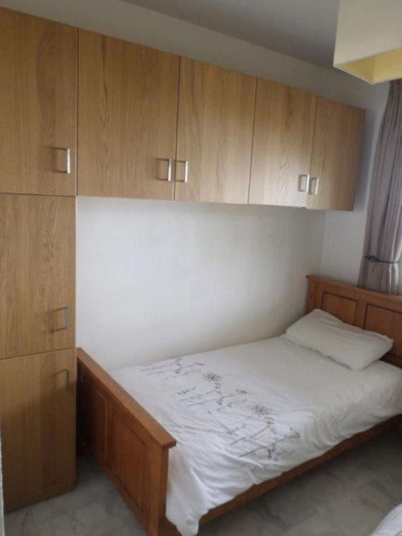 Apartamento Modern 2 Bedroom Penthouse With Huge Private Roof Terrace,free Parking And Free Wifi